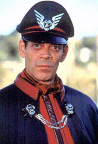 street_fighter_movie_image_1994_raul_julia_as_m_bison__1_.jpg